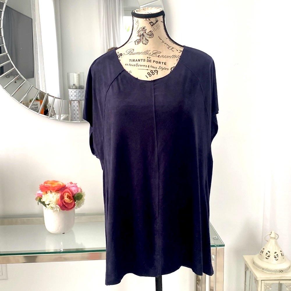 Brand New! Navy Ultrasuede Tee🍁